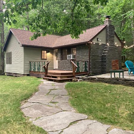 Peaceful Seasonal Wooded Cottage Close To Everything Tafton Exterior foto
